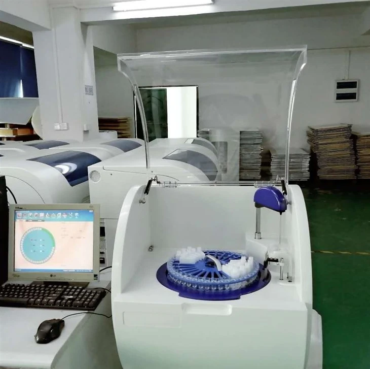 biochemistry analyzer